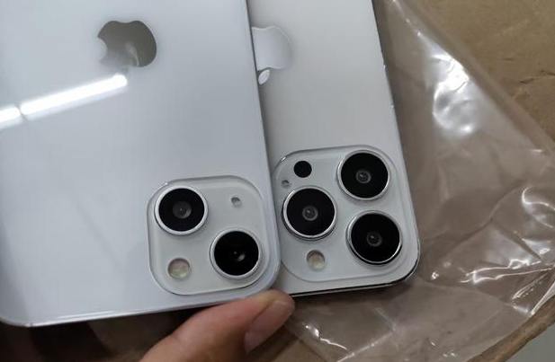 站前苹果手机维修分享iPhone 13‌机模长什么样 